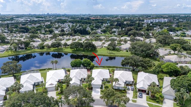 8390 E GARDEN OAKS Circle, Palm Beach Gardens, FL 33410