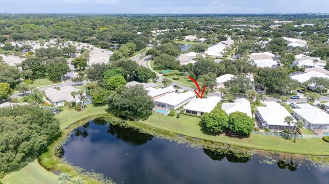 8390 E GARDEN OAKS Circle, Palm Beach Gardens, FL 33410