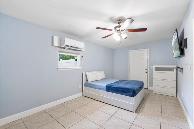 5637 KALMIA DRIVE, Orlando, FL 32807