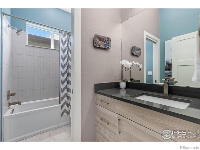 750 Kubat Lane B, Longmont, CO 80503