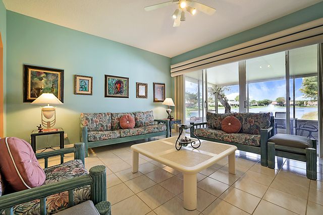 3877 Summer Chase Court, Lake Worth, FL 33467