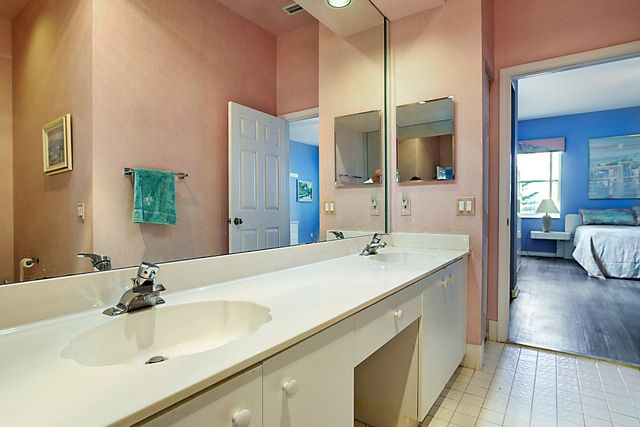 3877 Summer Chase Court, Lake Worth, FL 33467