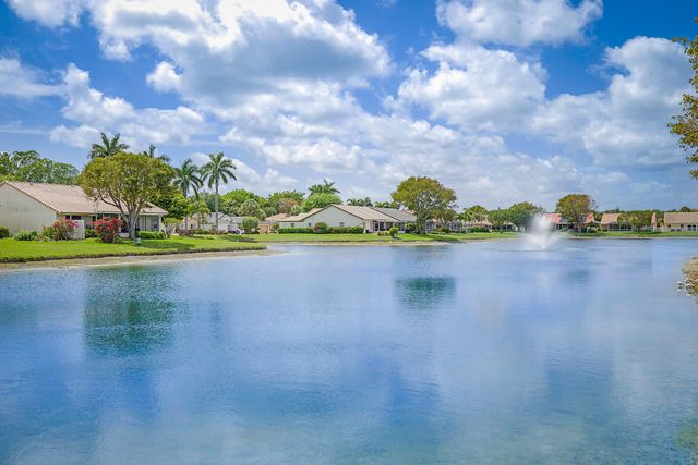 3877 Summer Chase Court, Lake Worth, FL 33467
