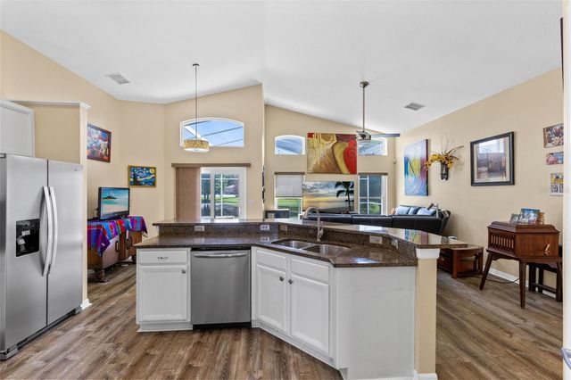 216 TAVESTOCK LOOP, Winter Springs, FL 32708