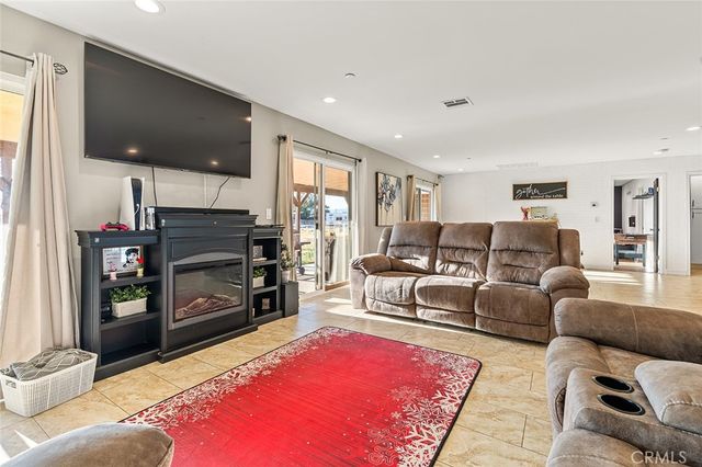 47867 80th W, Lancaster, CA 93536