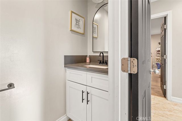 47867 80th W, Lancaster, CA 93536