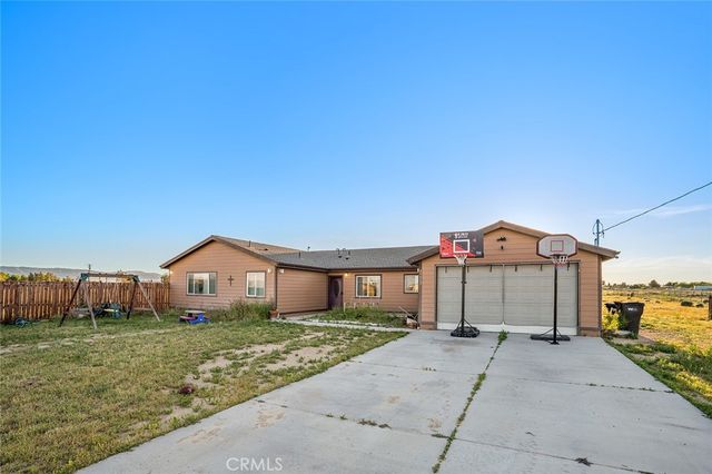 47867 80th W, Lancaster, CA 93536