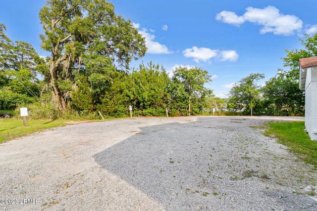 808 Sea Island Parkway, St. Helena Island, SC 29920