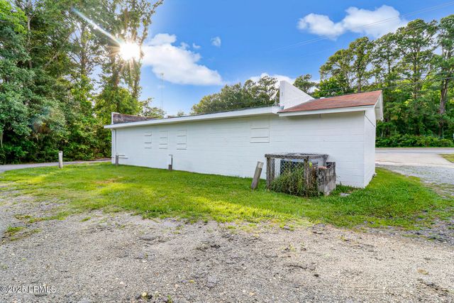 808 Sea Island Parkway, St. Helena Island, SC 29920