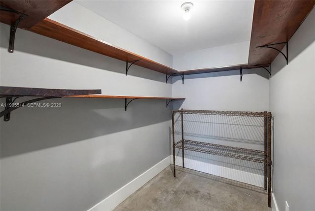 170 Cypress Club Dr 712, Pompano Beach, FL 33060