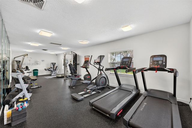 170 Cypress Club Dr 712, Pompano Beach, FL 33060