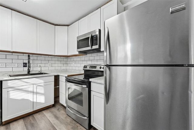 170 Cypress Club Dr 712, Pompano Beach, FL 33060