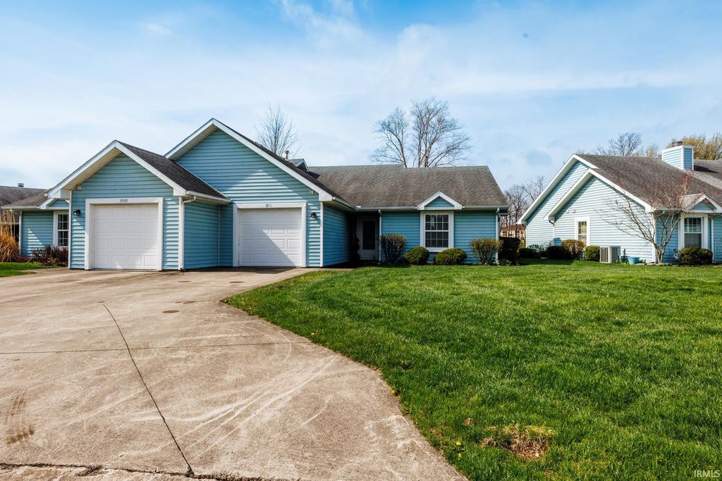 3911 N Lakeside Drive, Muncie, IN 47304