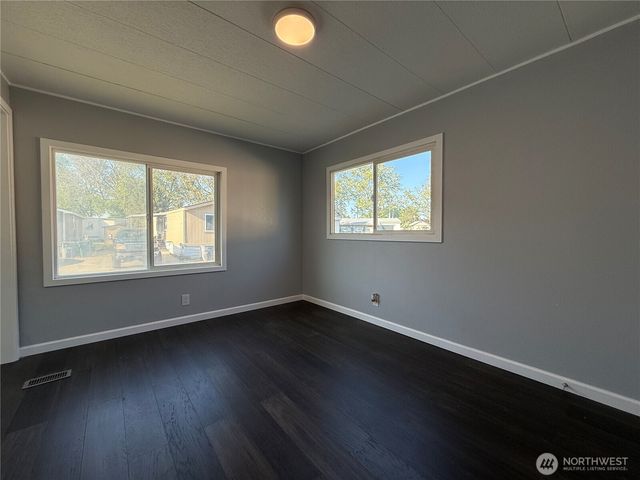 2021 Mahan Avenue #E3, Richland, WA 99354