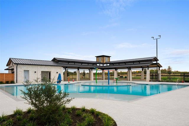 304 Tolo DR, Elgin, TX 78621