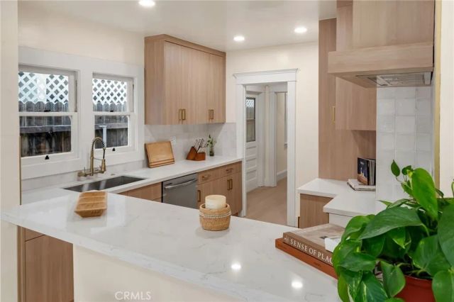 4027 E 11th, Long Beach, CA 90804