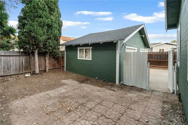 4027 E 11th, Long Beach, CA 90804