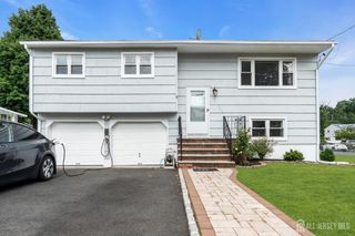 125 Jeff Street, Edison, NJ 08837