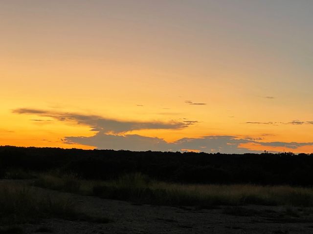 229 Lost Man Rd, Mountain Home, TX 78058