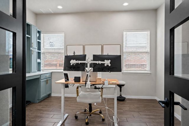 705 Hereford LOOP, Hutto, TX 78634