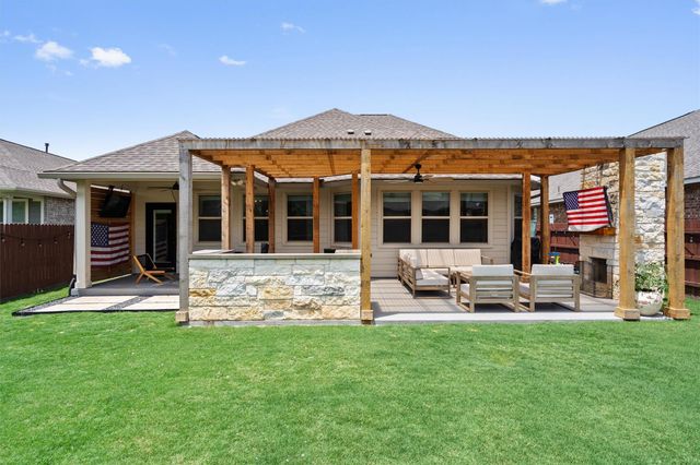 705 Hereford LOOP, Hutto, TX 78634