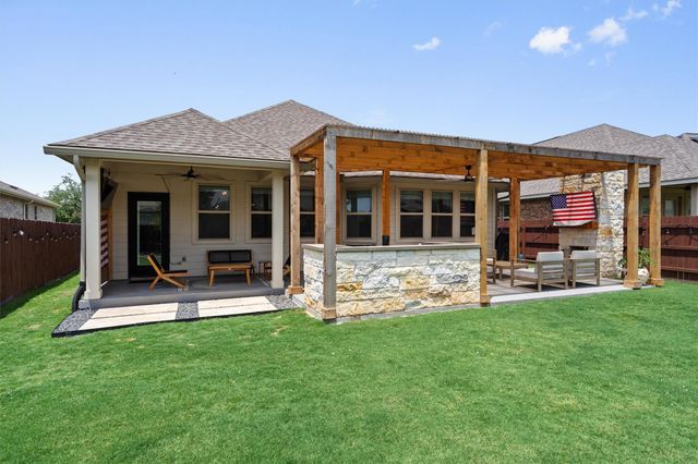 705 Hereford LOOP, Hutto, TX 78634
