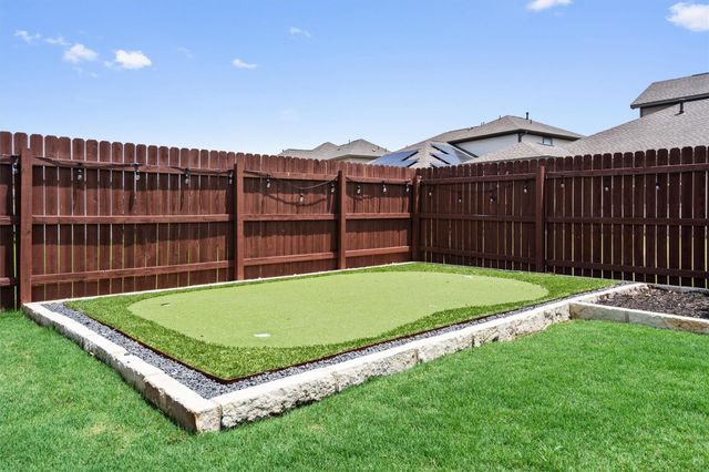 705 Hereford LOOP, Hutto, TX 78634