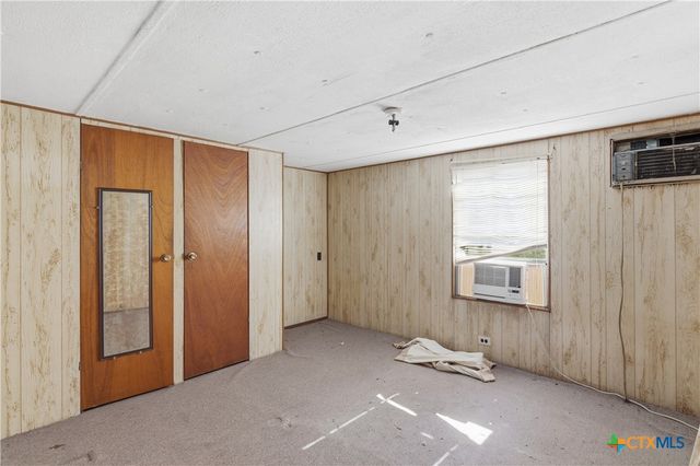 780 Oak Tree Road, Seguin, TX 78155