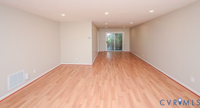 7731 Flag Tail Dr, Midlothian, VA 23112