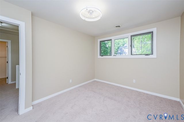 7731 Flag Tail Dr, Midlothian, VA 23112