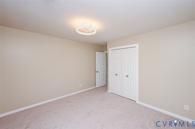 7731 Flag Tail Dr, Midlothian, VA 23112