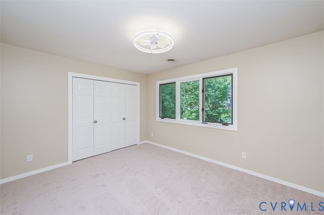 7731 Flag Tail Dr, Midlothian, VA 23112
