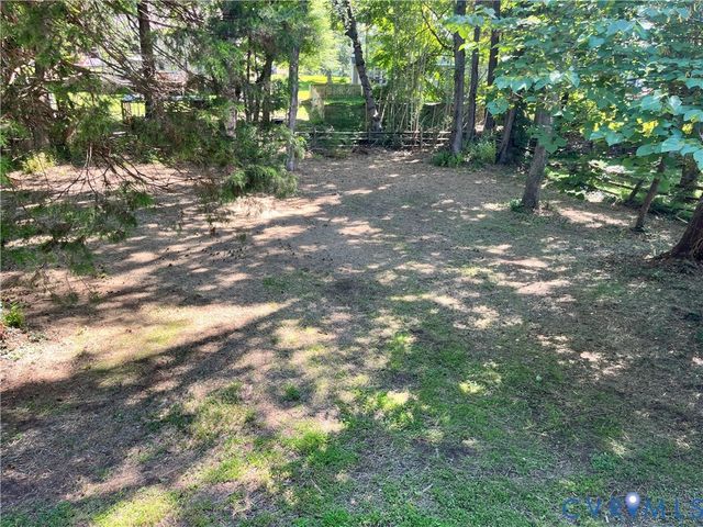 7731 Flag Tail Dr, Midlothian, VA 23112