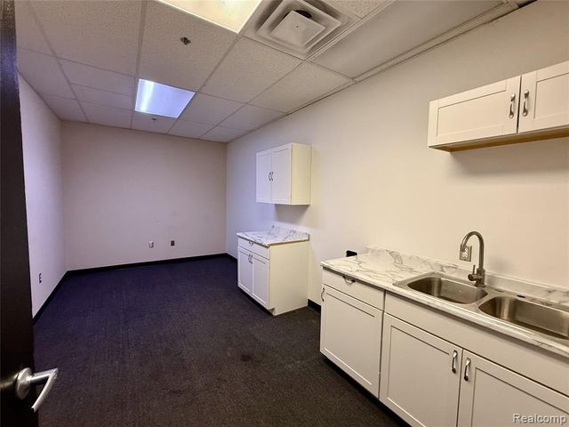 6050 Greenfield Road, Dearborn, MI 48126