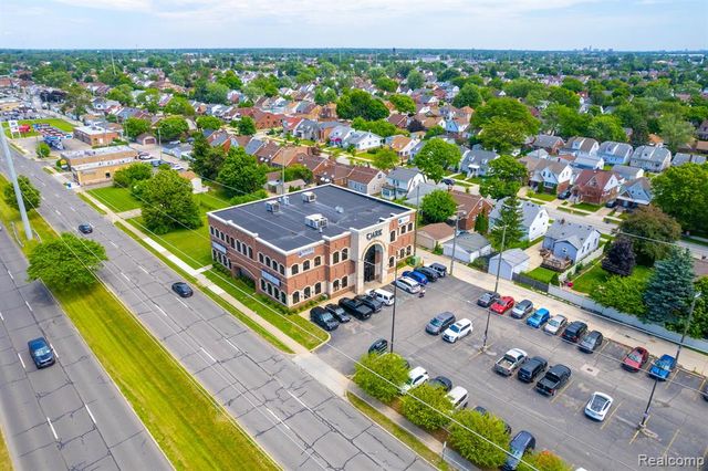 6050 Greenfield Road, Dearborn, MI 48126
