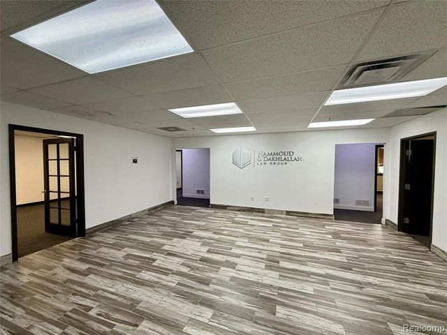 6050 Greenfield Road, Dearborn, MI 48126