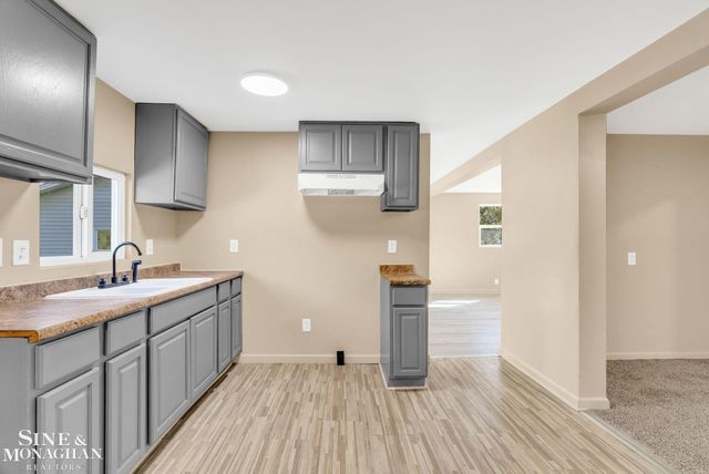 4091 E Sheldon Road, Carsonville, MI 48419