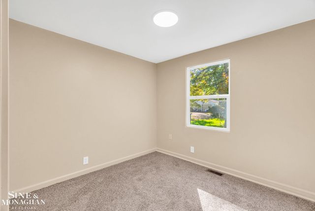 4091 E Sheldon Road, Carsonville, MI 48419