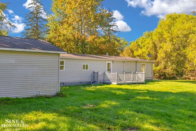 4091 E Sheldon Road, Carsonville, MI 48419