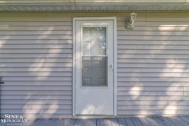 4091 E Sheldon Road, Carsonville, MI 48419