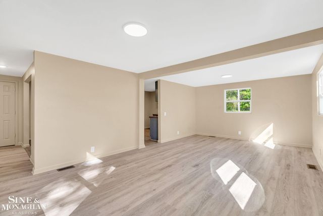 4091 E Sheldon Road, Carsonville, MI 48419