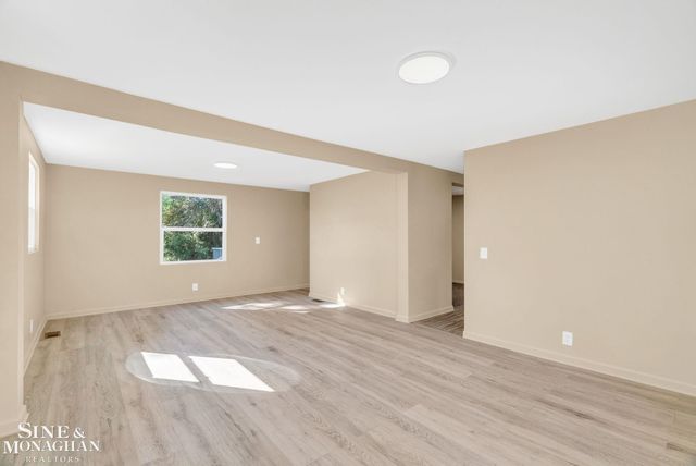 4091 E Sheldon Road, Carsonville, MI 48419