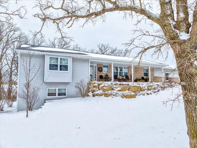 10538 W Erbe Road, Blue Mounds, WI 53517