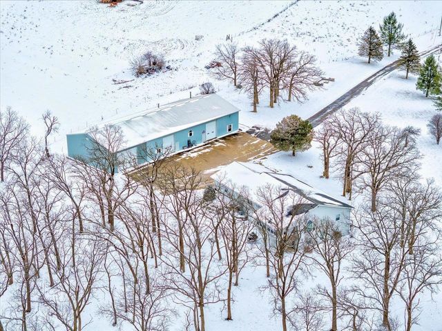 10538 W Erbe Road, Blue Mounds, WI 53517