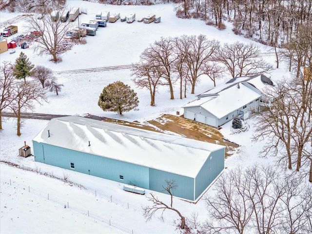 10538 W Erbe Road, Blue Mounds, WI 53517