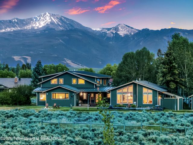 820 PONDEROSA Drive, Jackson, WY 83001