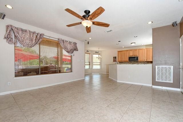107 Cove W, Conroe, TX 77356