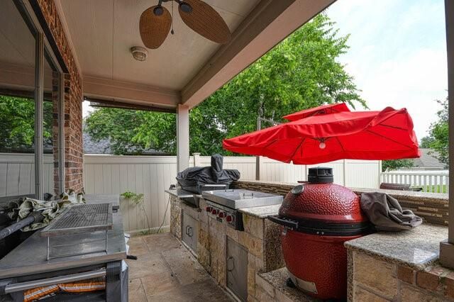 107 Cove W, Conroe, TX 77356