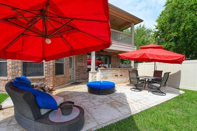 107 Cove W, Conroe, TX 77356