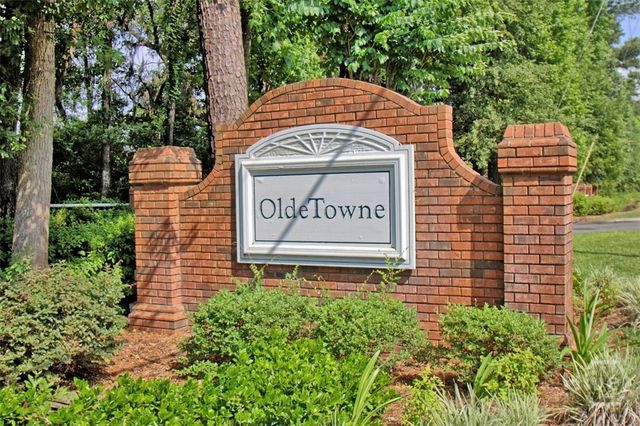 11 Elmsford Court, Savannah, GA 31410